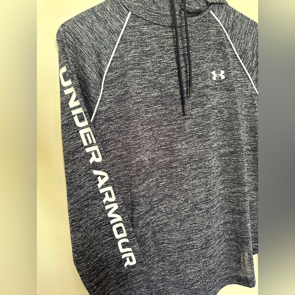 UNDER ARMOUR Hoodie Shirt Navy NWT WOMEN Sz Medium UA Velocity WordMark - Picture 6 of 10